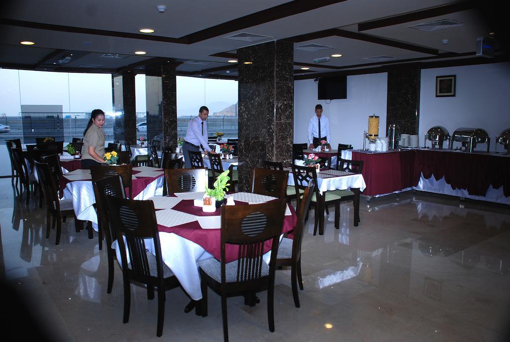 Diwan Al Amir Hotel Khasab Exterior foto