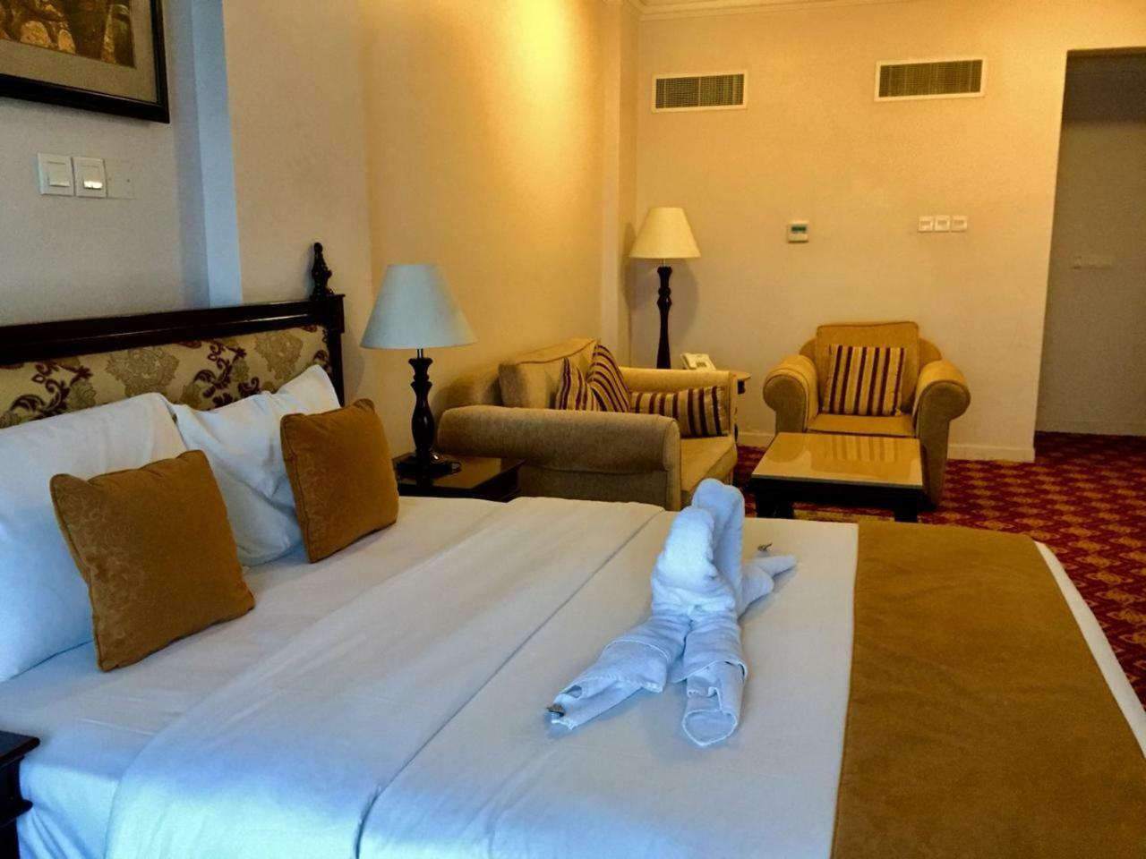 Diwan Al Amir Hotel Khasab Exterior foto